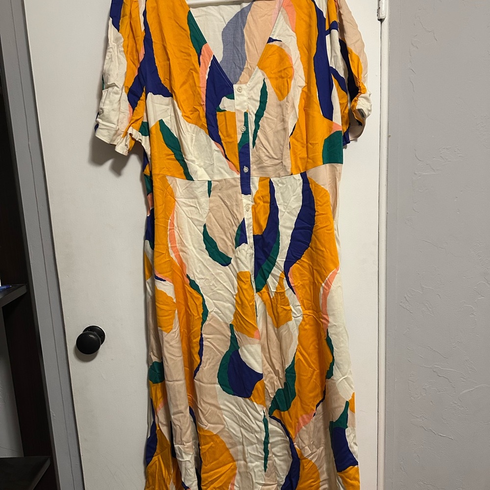 NWOT Ava & Viv Multicolor Abstract Maxi Dress